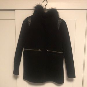 Wool/cashmere coat with fur trimmed hood